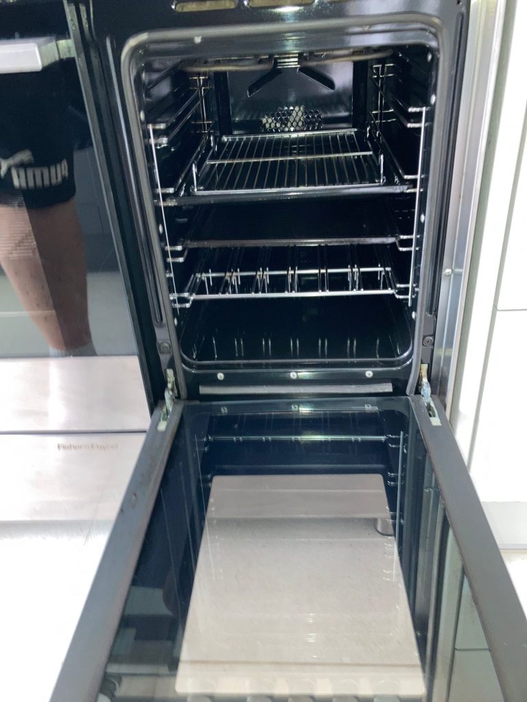 Small oven of Fisher & Paykel Range after